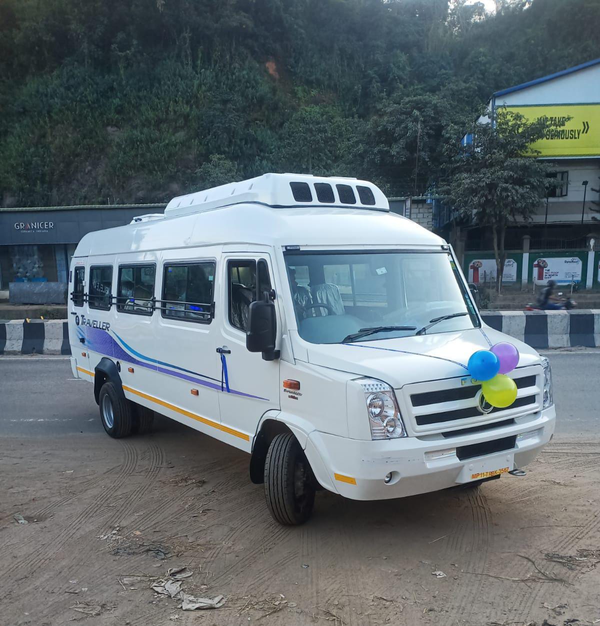 Tempo Traveller 26 Seater (Push back)